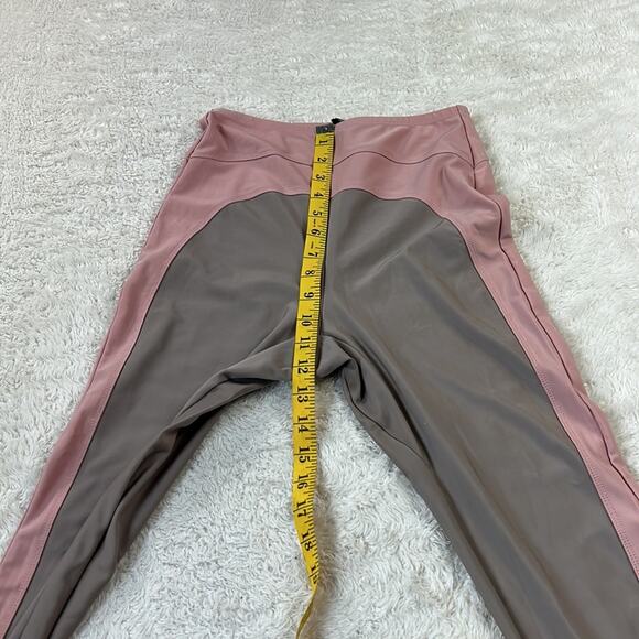 Out From Under Urban Outfitters pink and taupe stirrup leggings, size medium - Picture 9 of 14